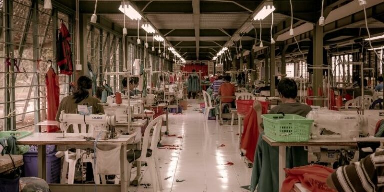 Are Kyte baby Ethical?-Image of a clothing manufacturing workplace.